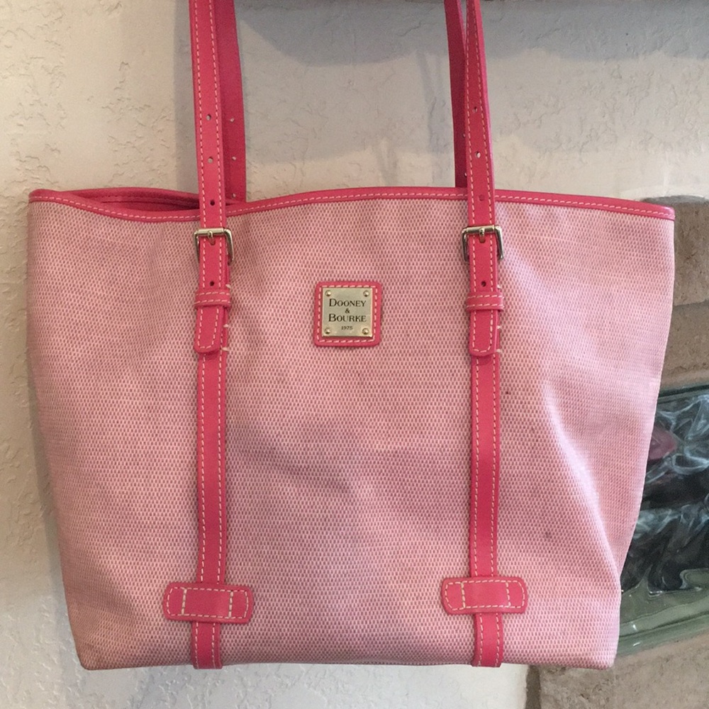 Dooney & Burke Maxi east west shopper